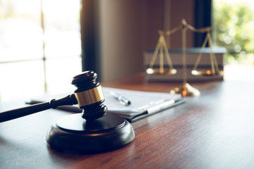 gavel